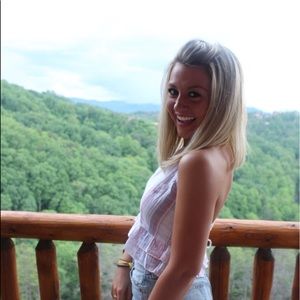 Meet your Posher, Madeline